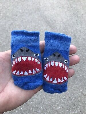 הגעת? מצאת! תחפושות לתינוק  Baby Shark Doo Doo Doo Doo Socks 6-12 Months Circo