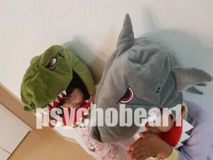 הגעת? מצאת! תחפושות לתינוק  Child Kids Dino Shark Animal Plush Theme Park Halloween Costume Winter Hat 1Ea